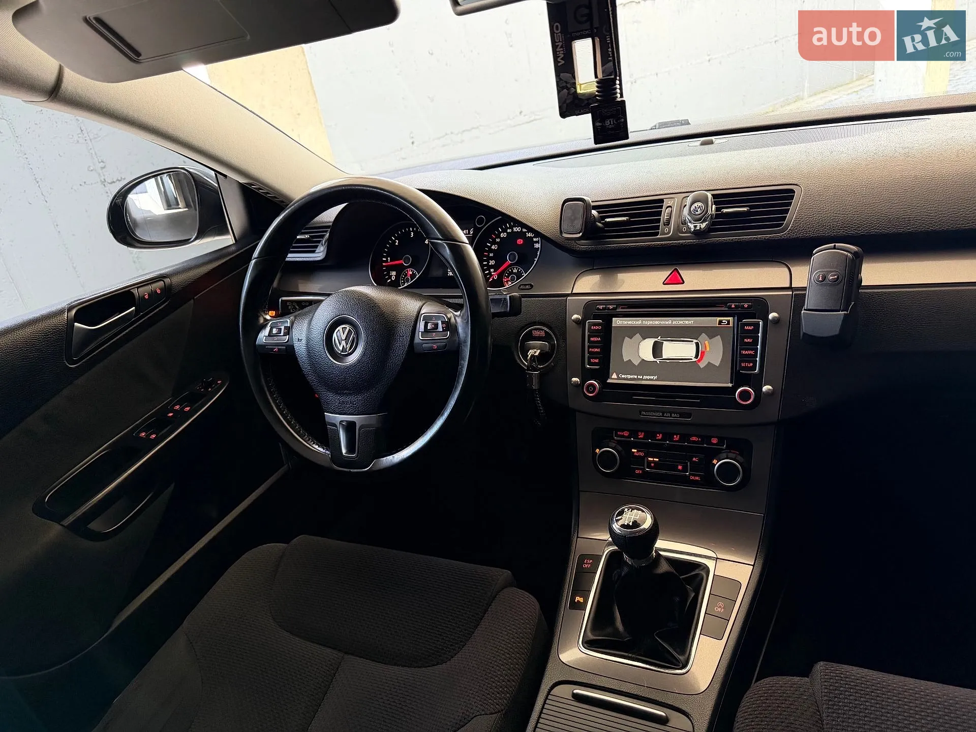 2010 Volkswagen Passat - мініатюра 28