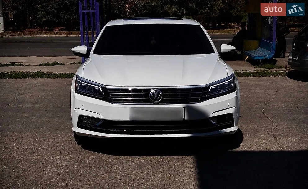 2016 Volkswagen Passat - мініатюра 21