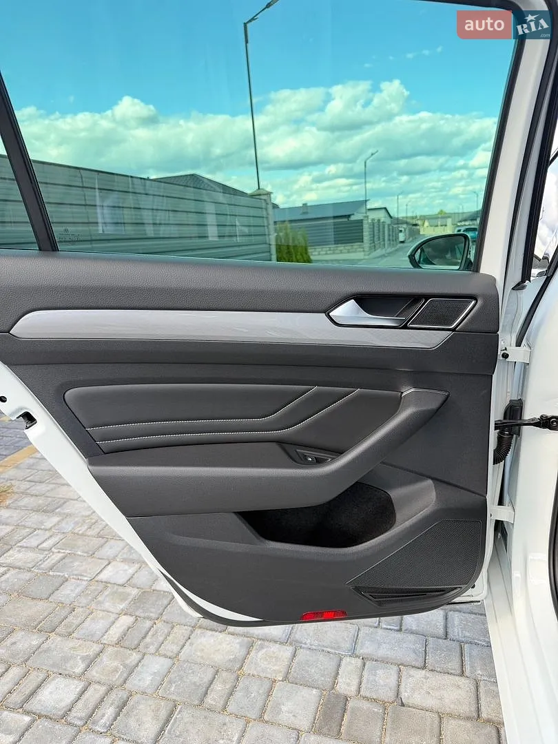 2022 Volkswagen Passat - мініатюра 121