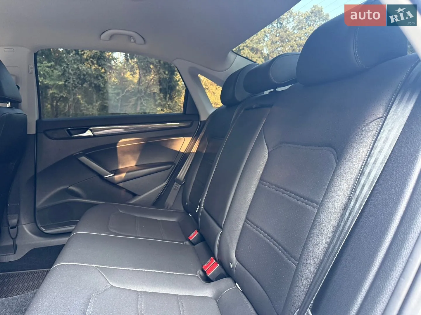 2020 Volkswagen Passat - мініатюра 39