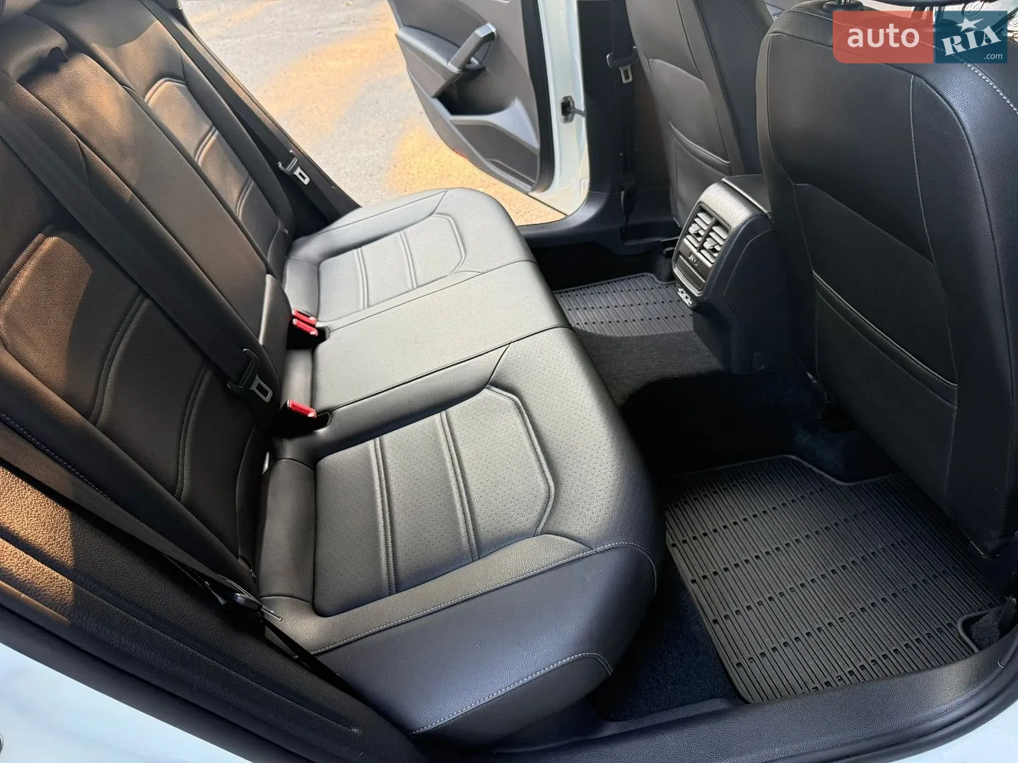 2020 Volkswagen Passat - мініатюра 43