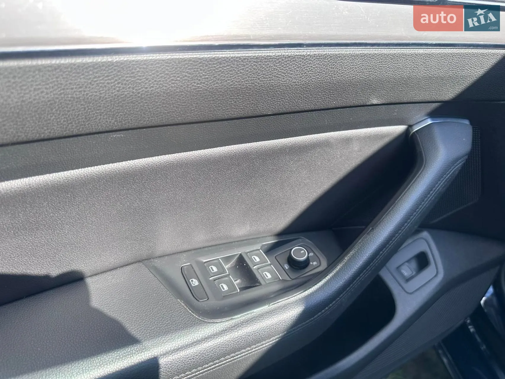 2015 Volkswagen Passat - мініатюра 25