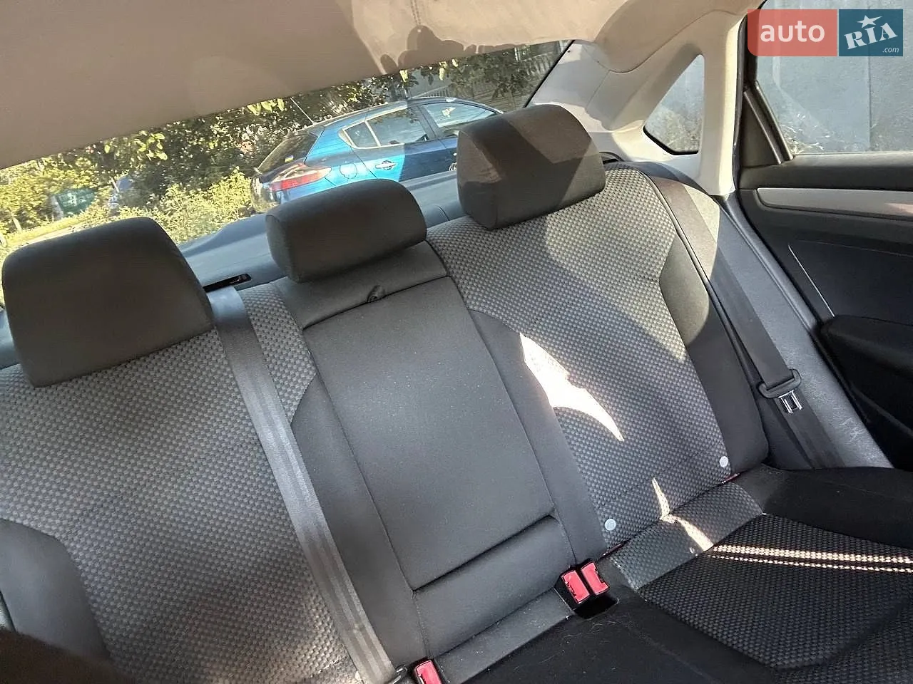 2012 Volkswagen Passat - мініатюра 15