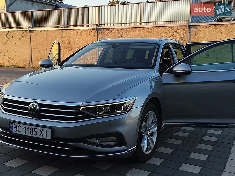 Volkswagen Passat 2022