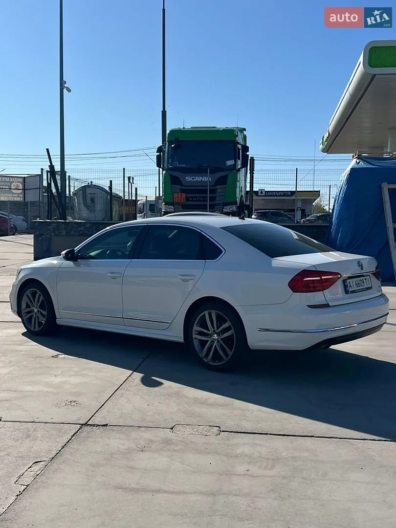 2016 Volkswagen Passat - мініатюра 18