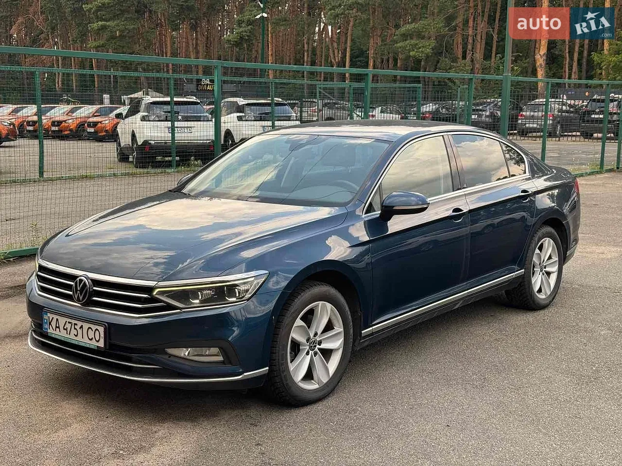 2018 Toyota Camry - мініатюра 16
