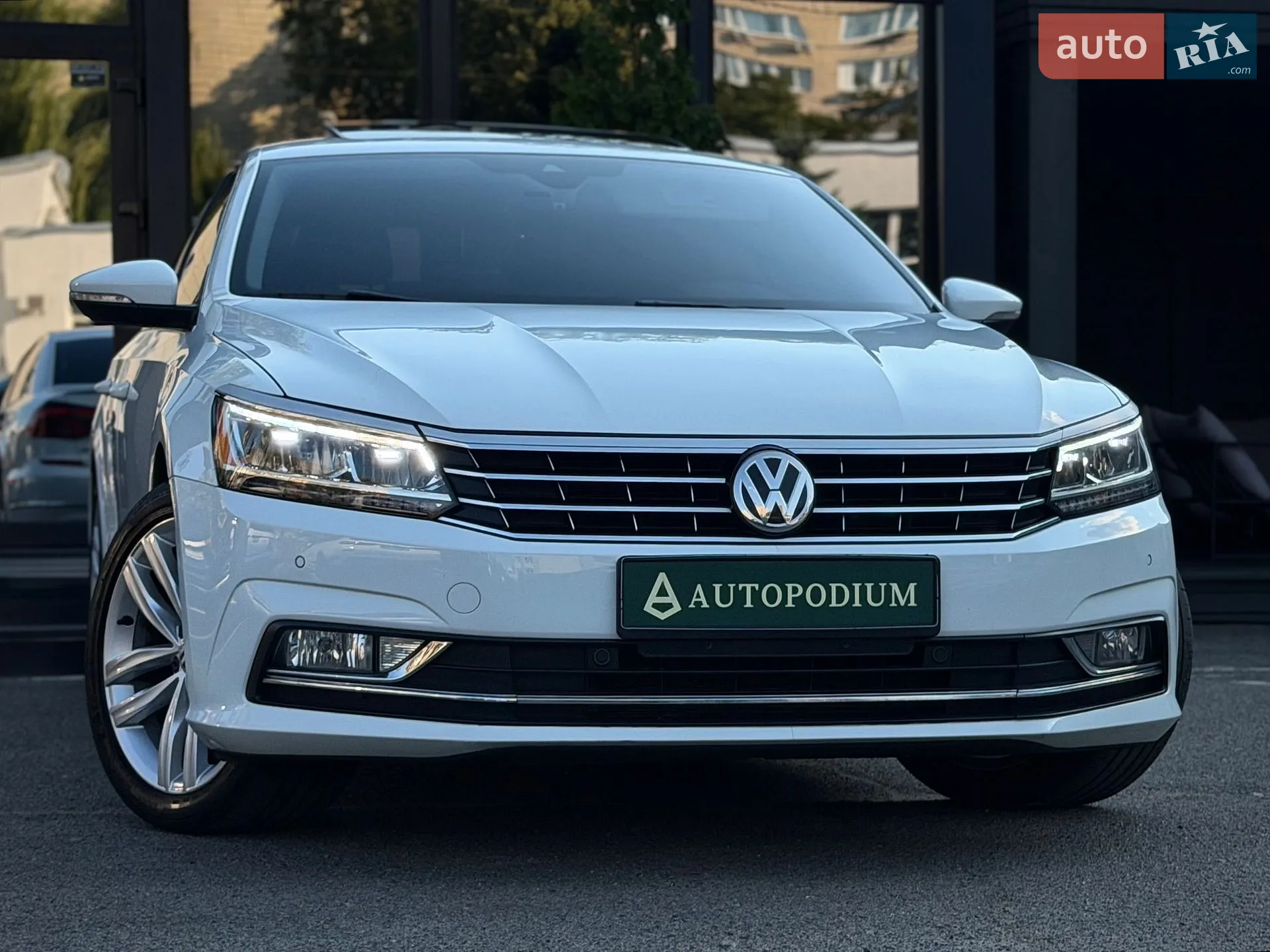 2018 Volkswagen Passat - мініатюра 4
