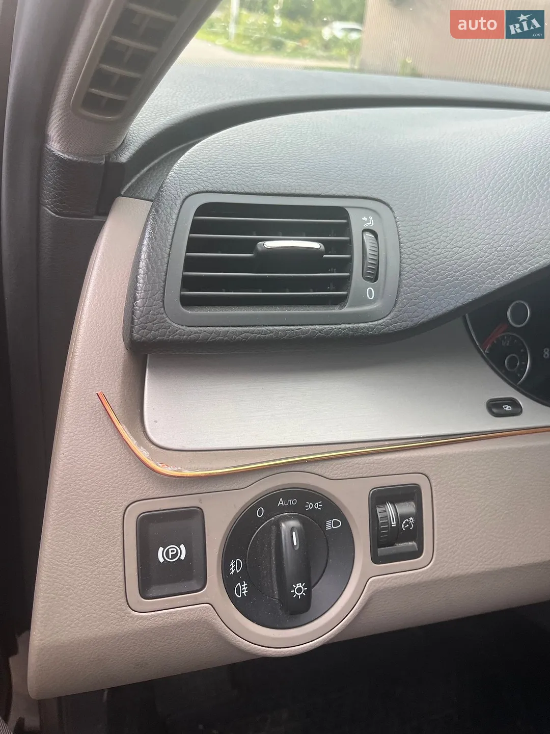 2010 Volkswagen Passat - мініатюра 19