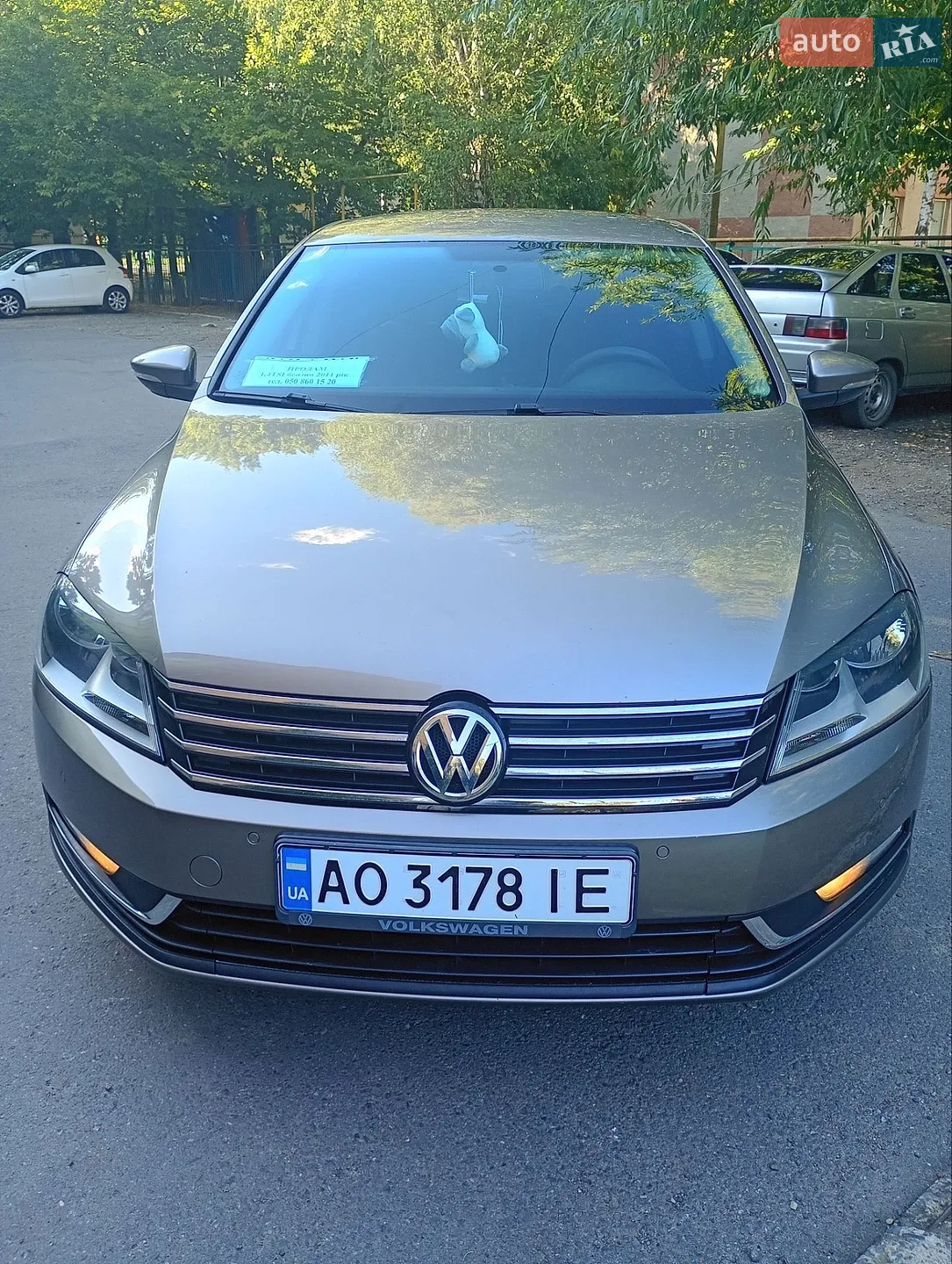 2011 Volkswagen Passat - мініатюра 2