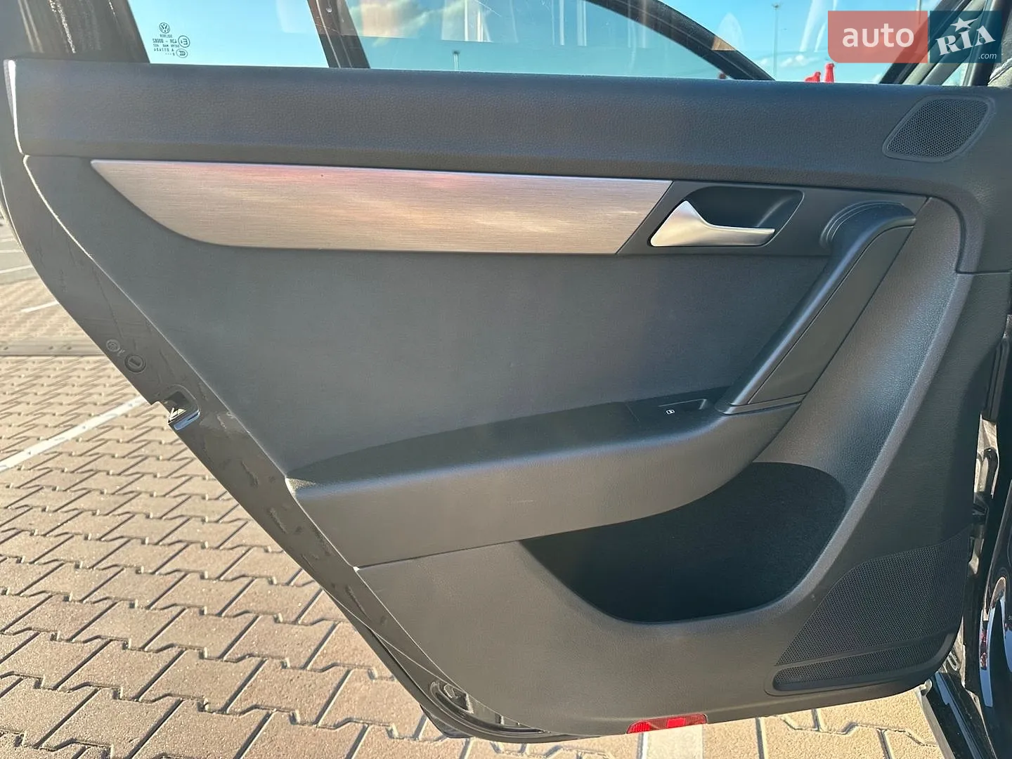 2010 Volkswagen Passat - мініатюра 8