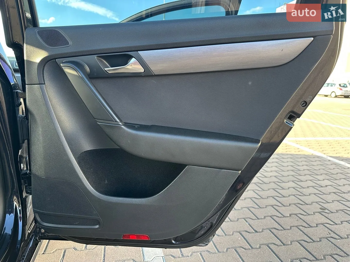 2010 Volkswagen Passat - мініатюра 10