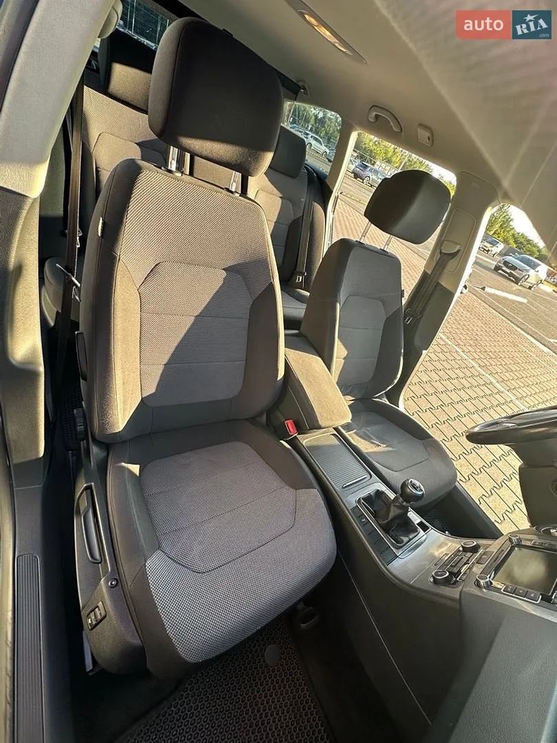 2010 Volkswagen Passat - мініатюра 13