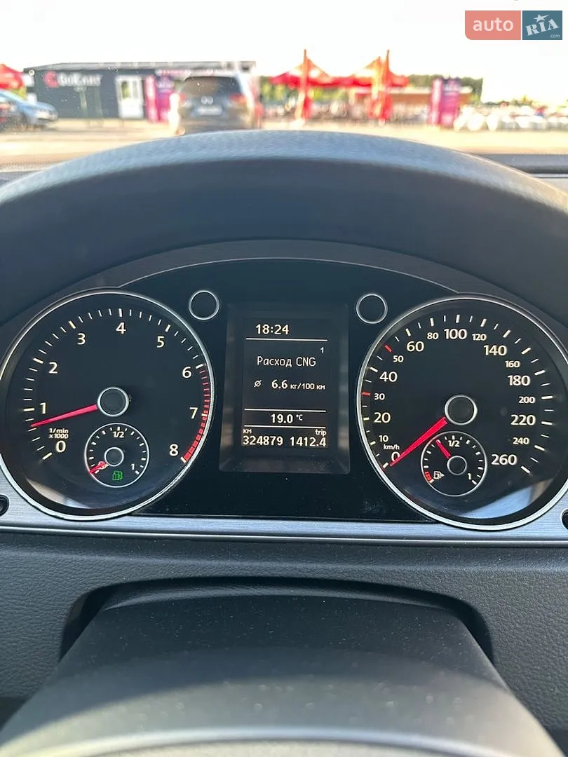 2010 Volkswagen Passat - мініатюра 17