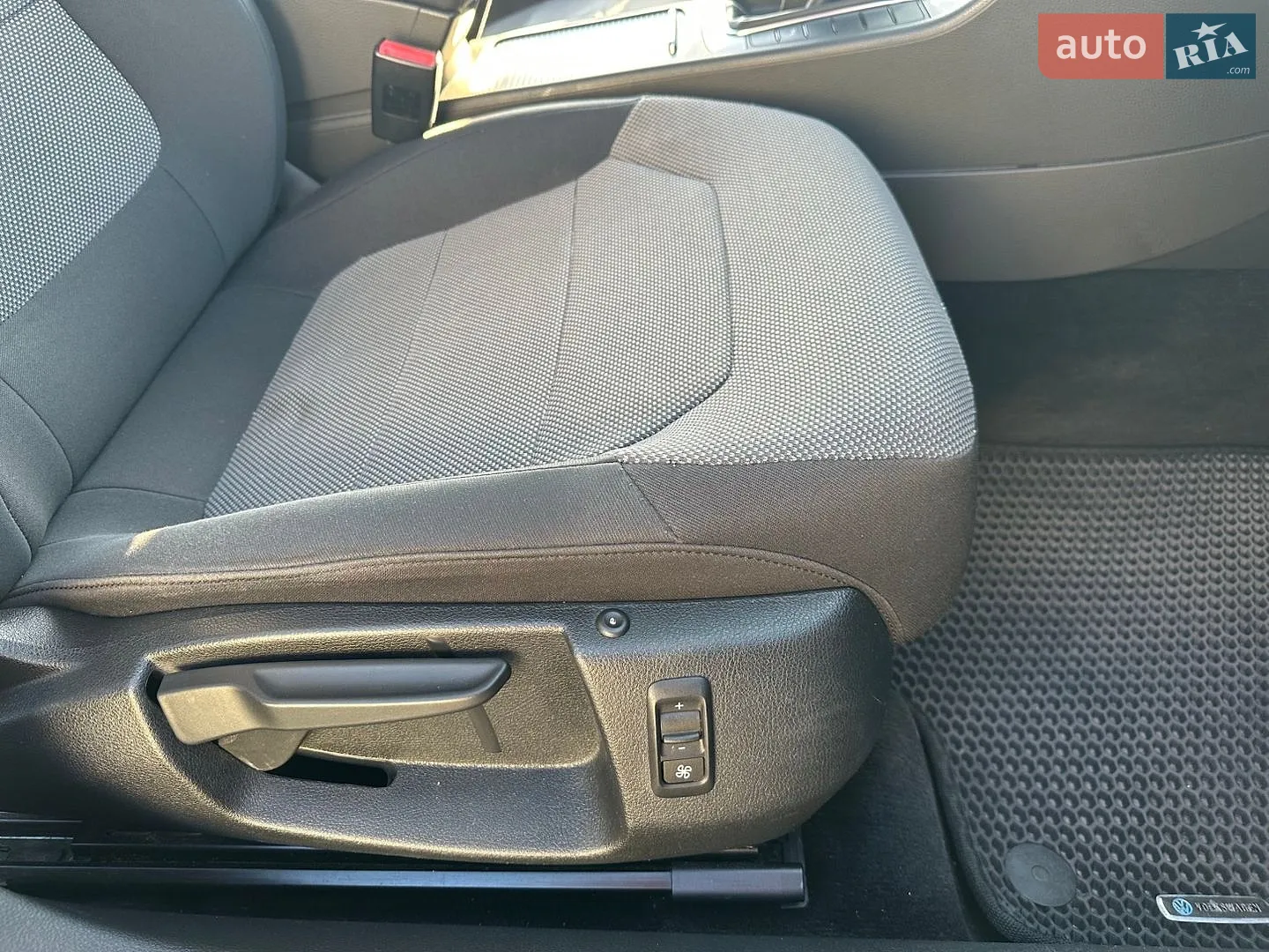 2010 Volkswagen Passat - мініатюра 15
