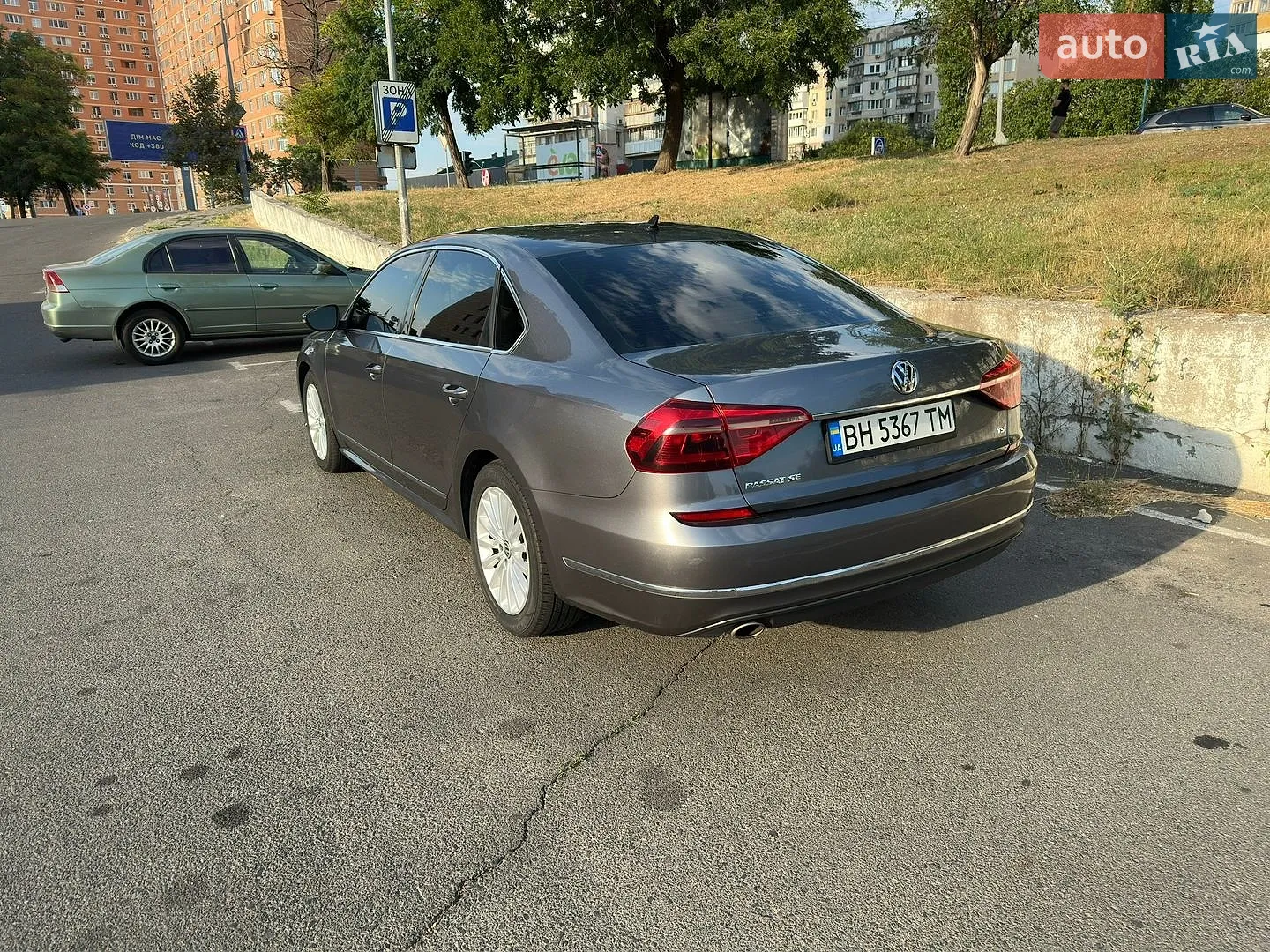 2016 Volkswagen Passat - мініатюра 4