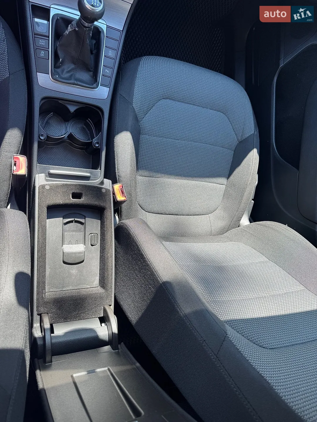2010 Volkswagen Passat - мініатюра 22
