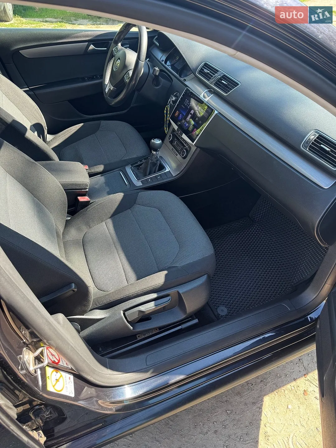 2010 Volkswagen Passat - мініатюра 18
