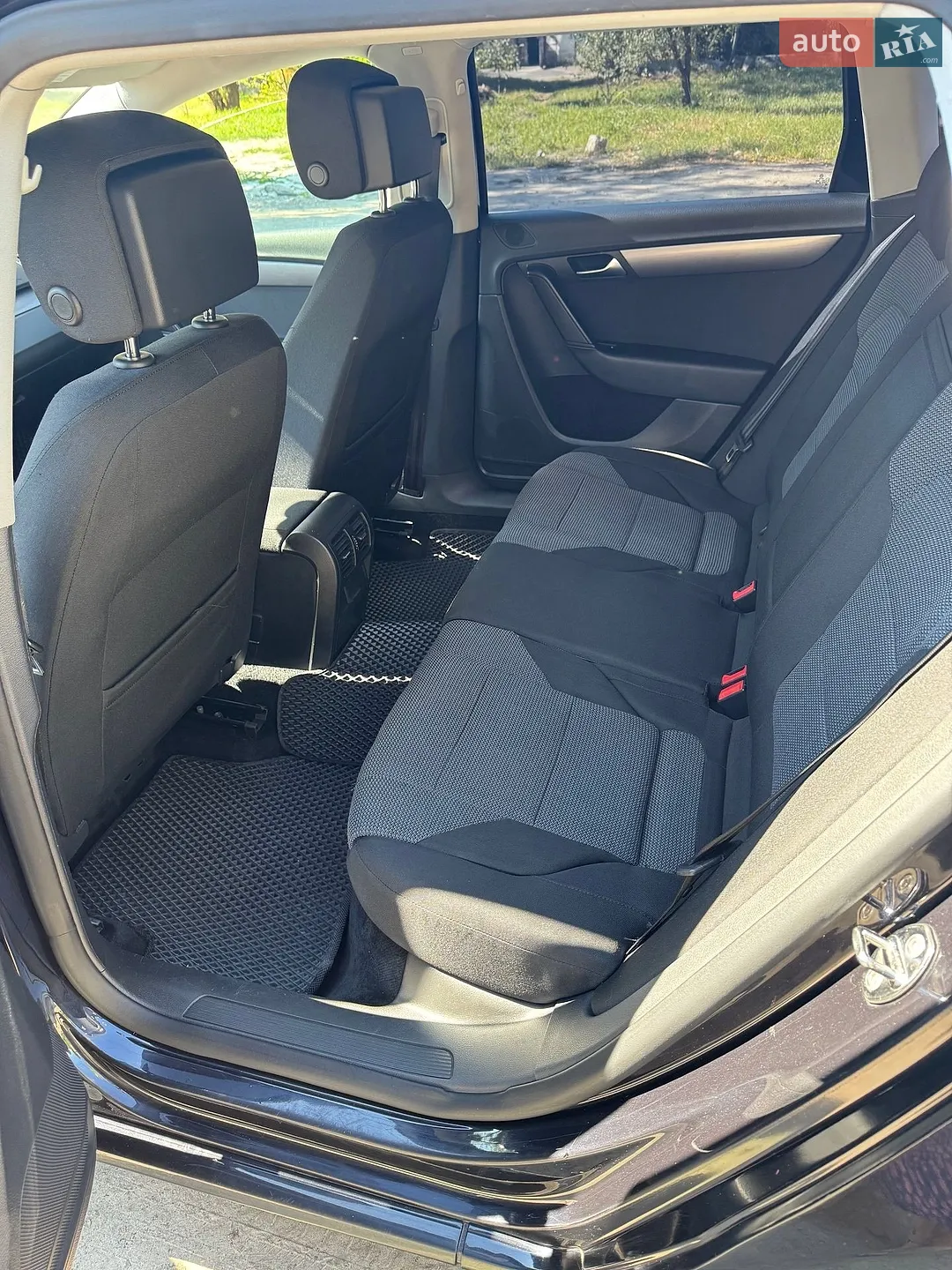 2010 Volkswagen Passat - мініатюра 25