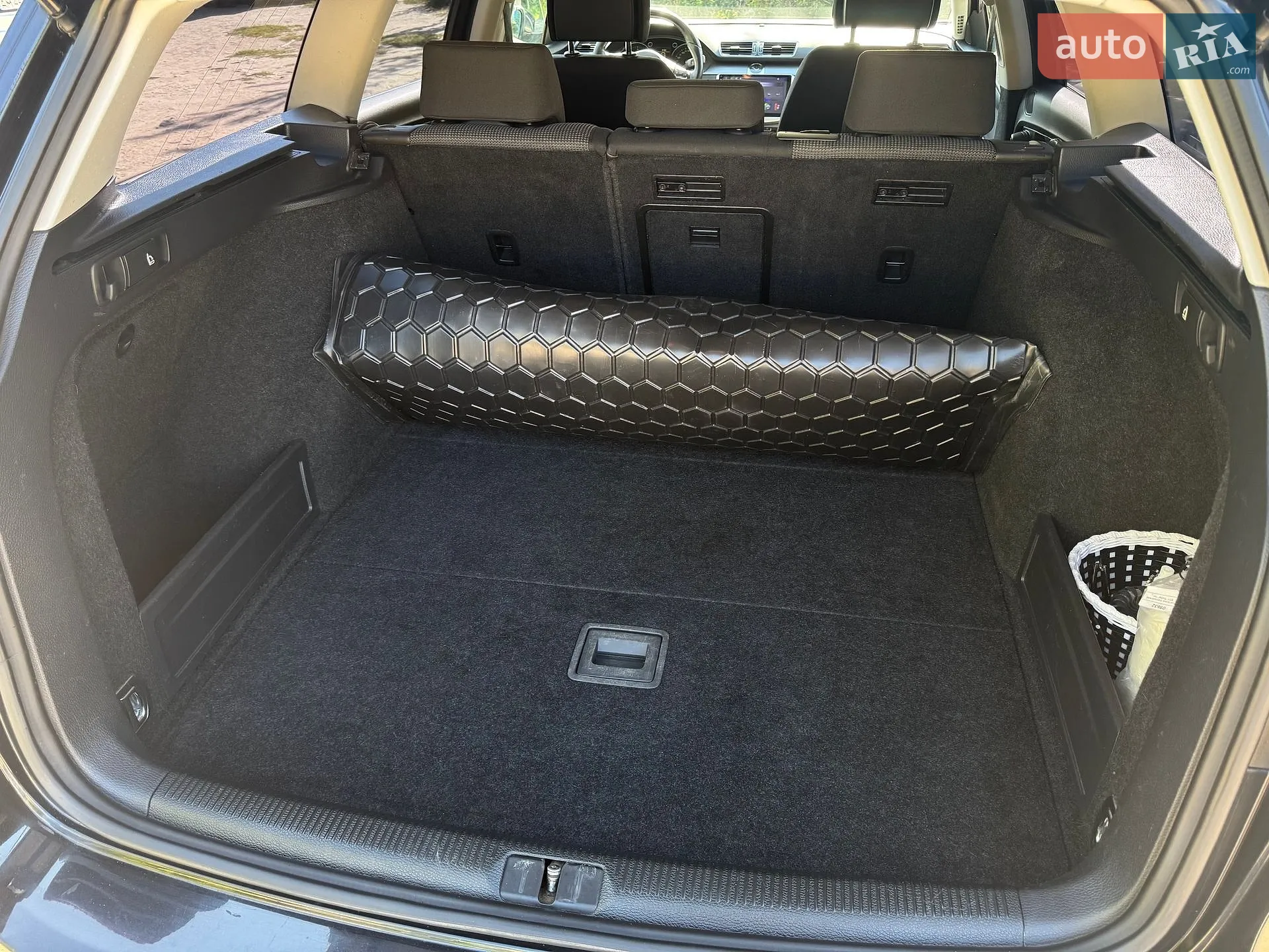 2010 Volkswagen Passat - мініатюра 30