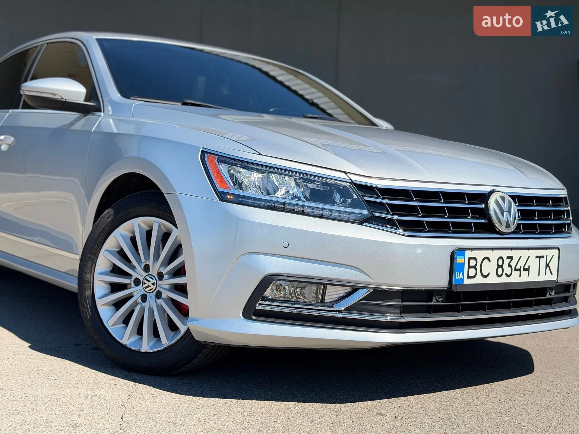 2016 Volkswagen Passat - фото 1