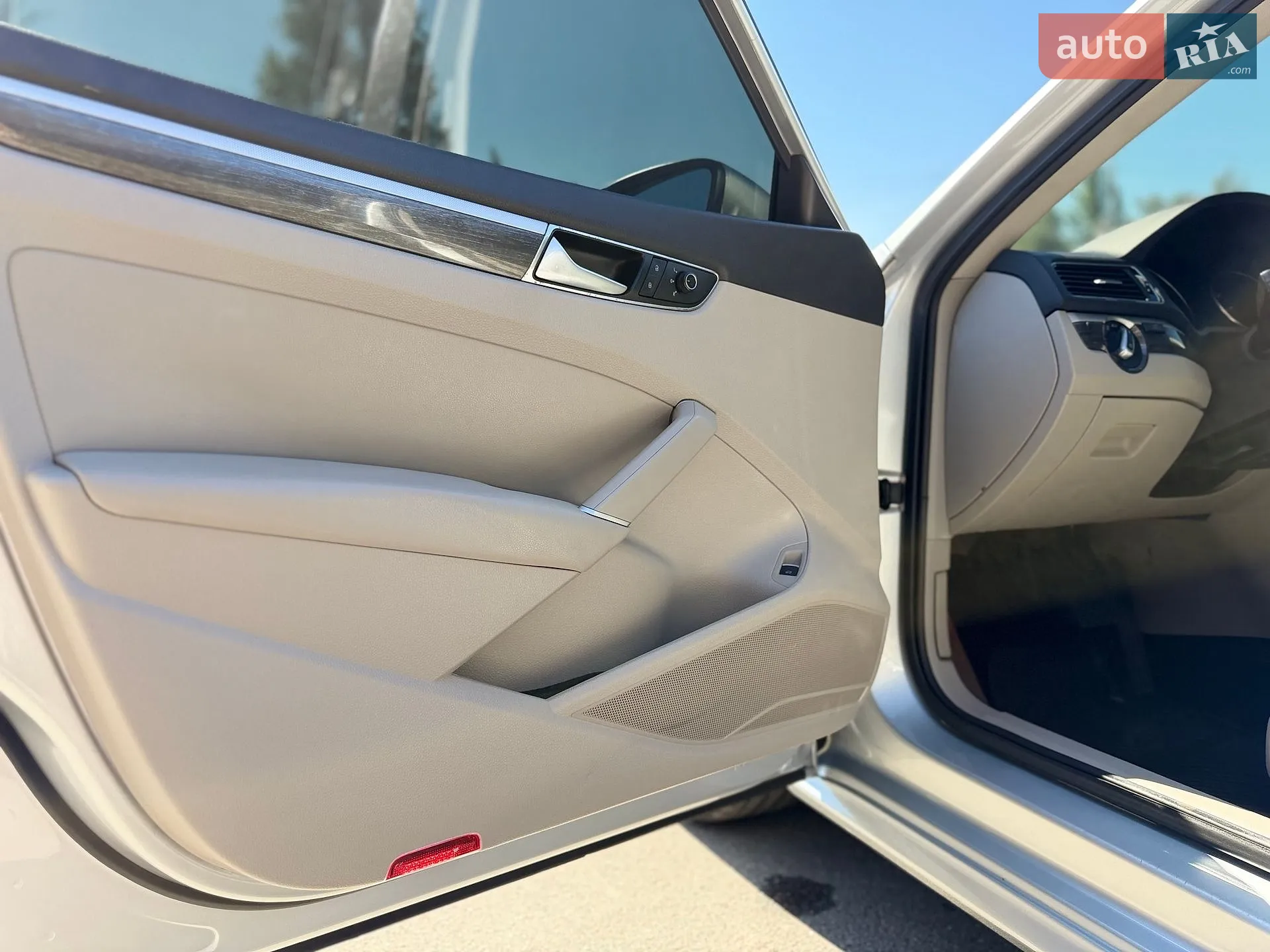 2016 Volkswagen Passat - мініатюра 15