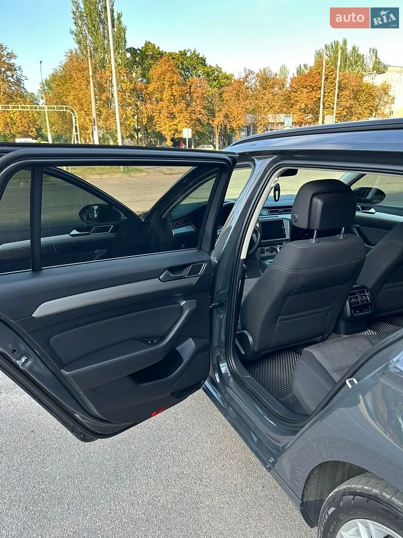 2017 Volkswagen Passat - мініатюра 11
