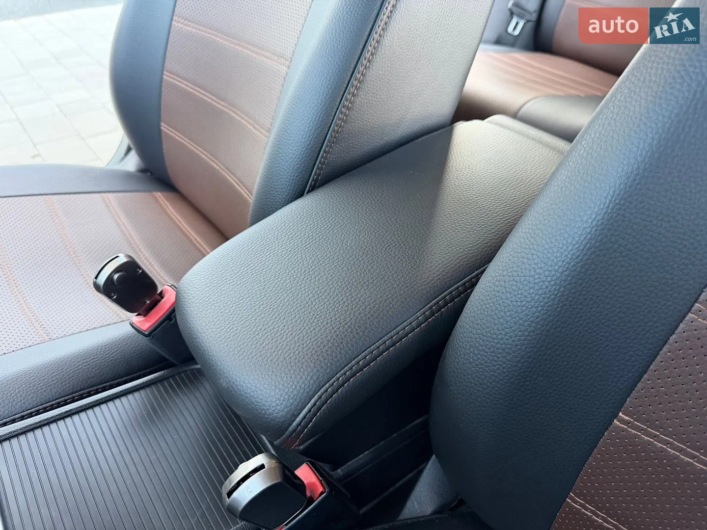 2013 Volkswagen Passat - мініатюра 41