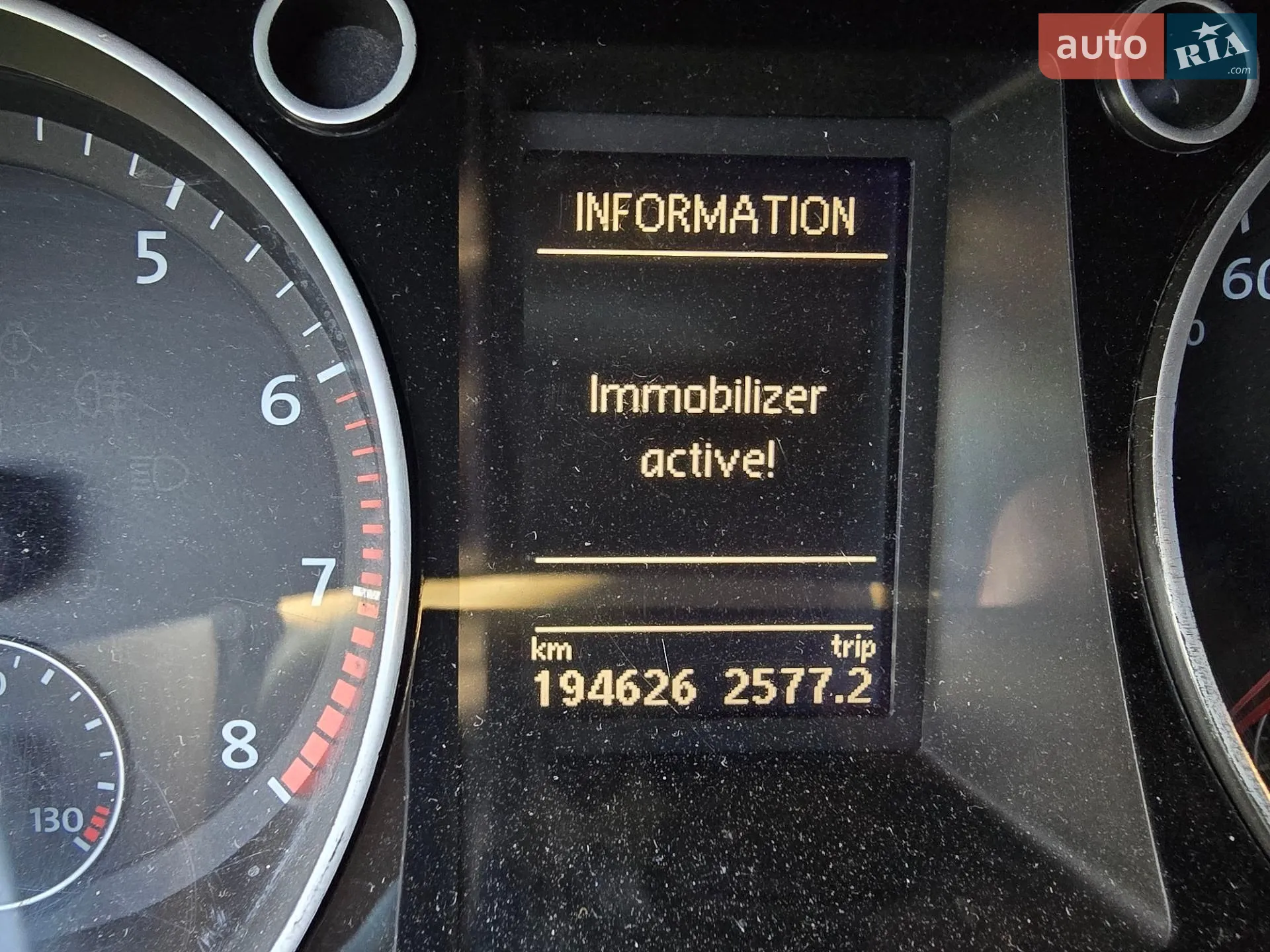 2010 Volkswagen Passat - мініатюра 9