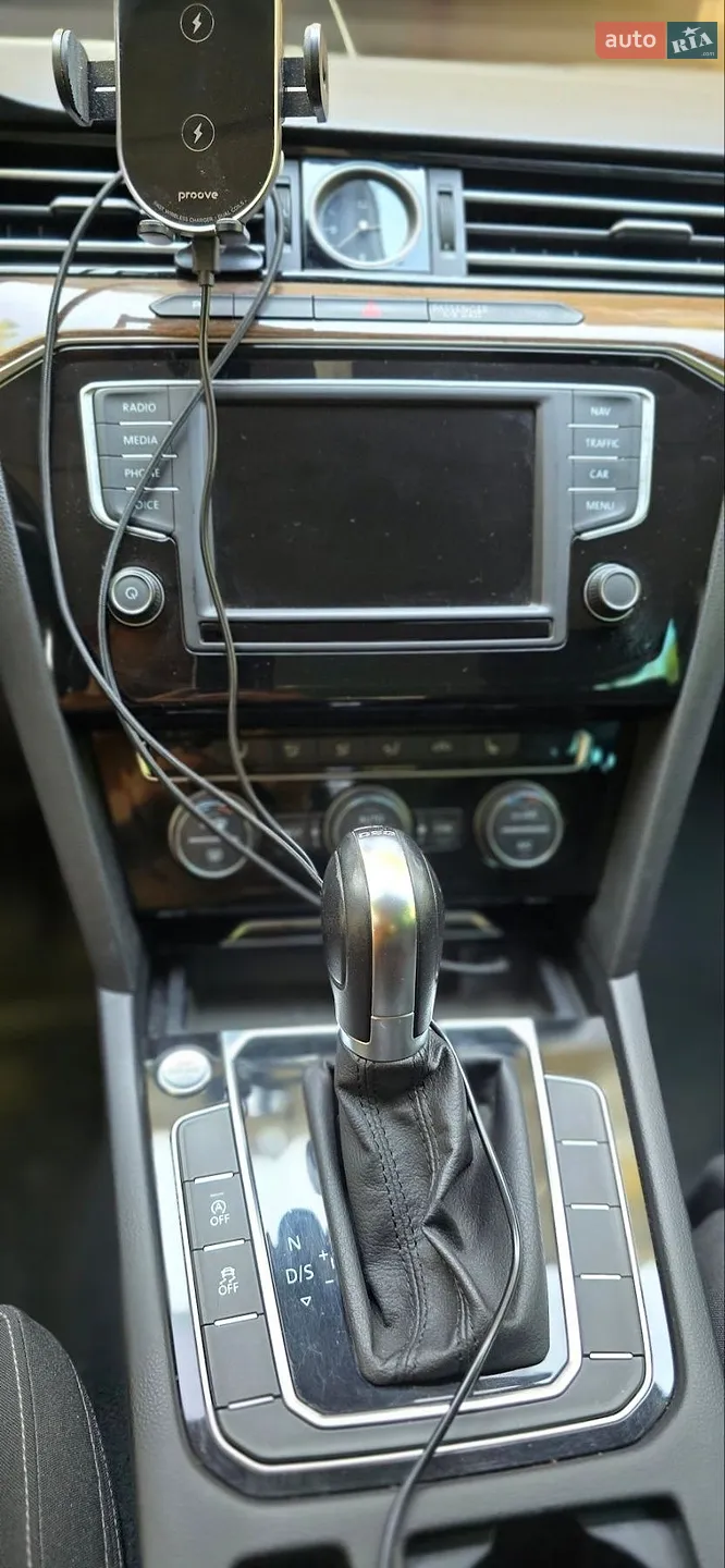 2015 Volkswagen Passat - мініатюра 9
