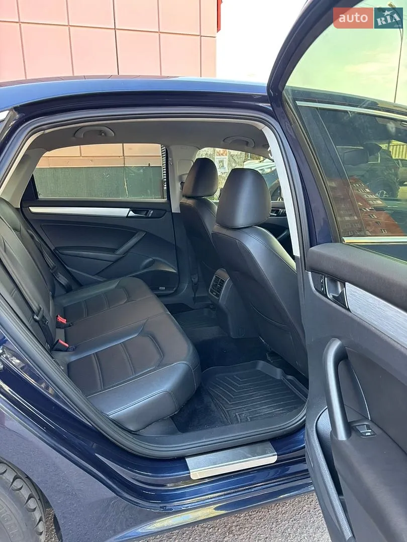 2012 Volkswagen Passat - мініатюра 21