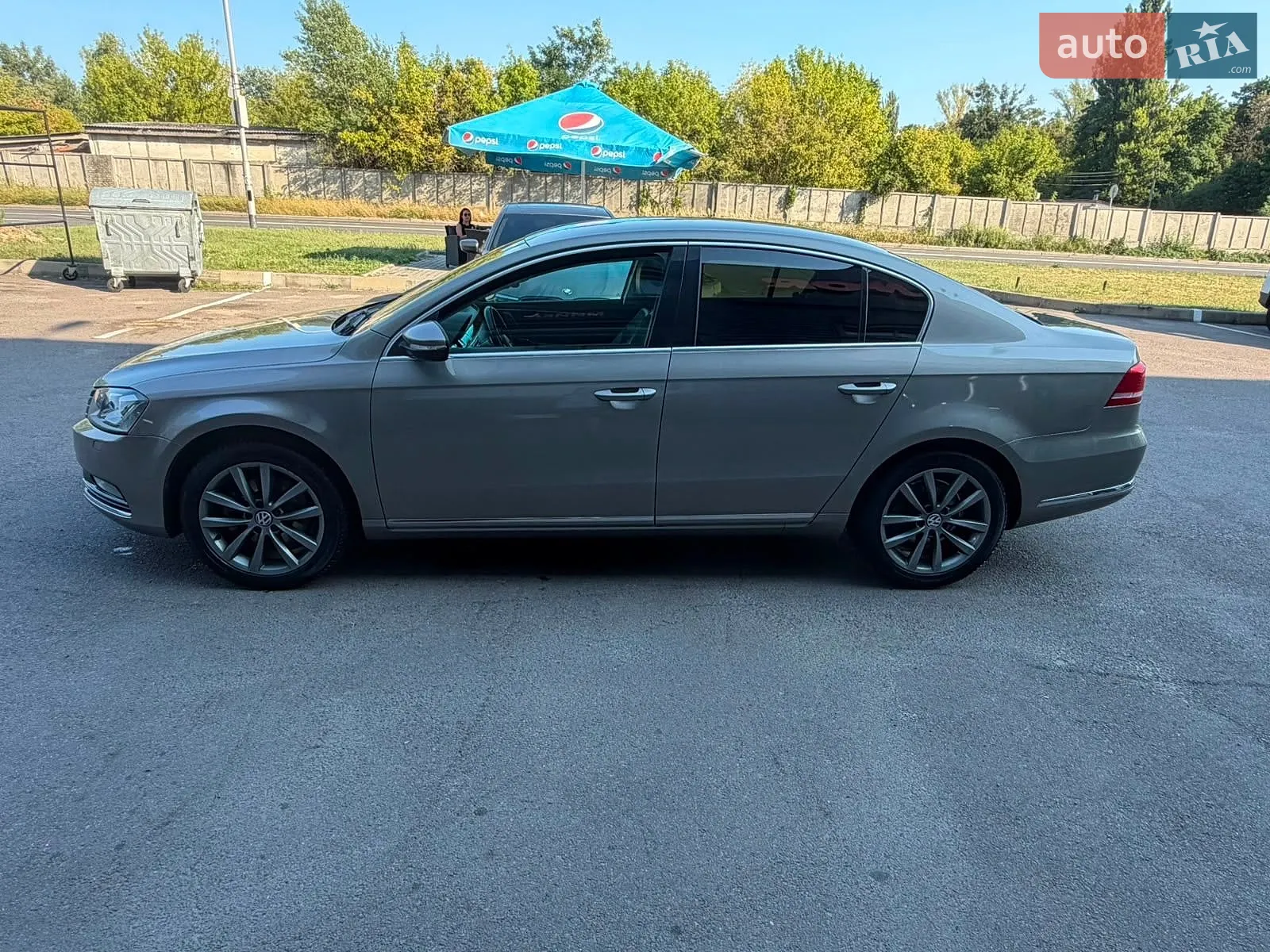 2012 Volkswagen Passat - мініатюра 4
