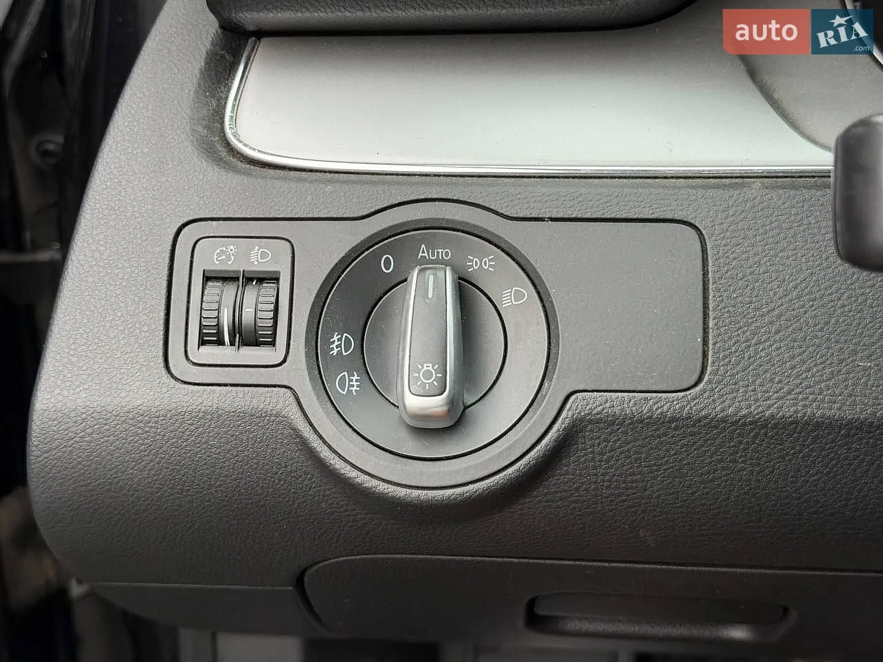 2011 Volkswagen Passat - мініатюра 32