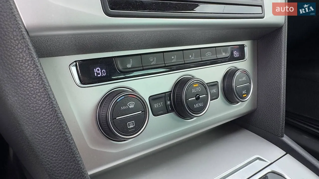 2014 Volkswagen Passat - мініатюра 20