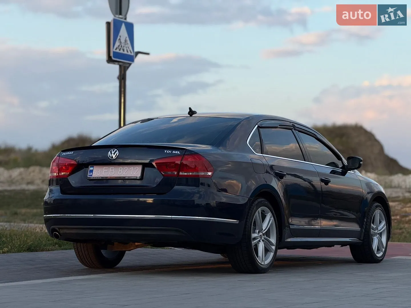2014 Volkswagen Passat - мініатюра 3