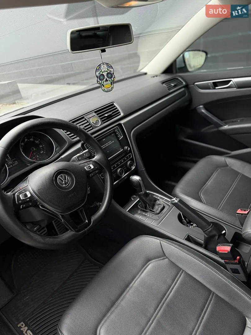2017 Volkswagen Passat - мініатюра 14