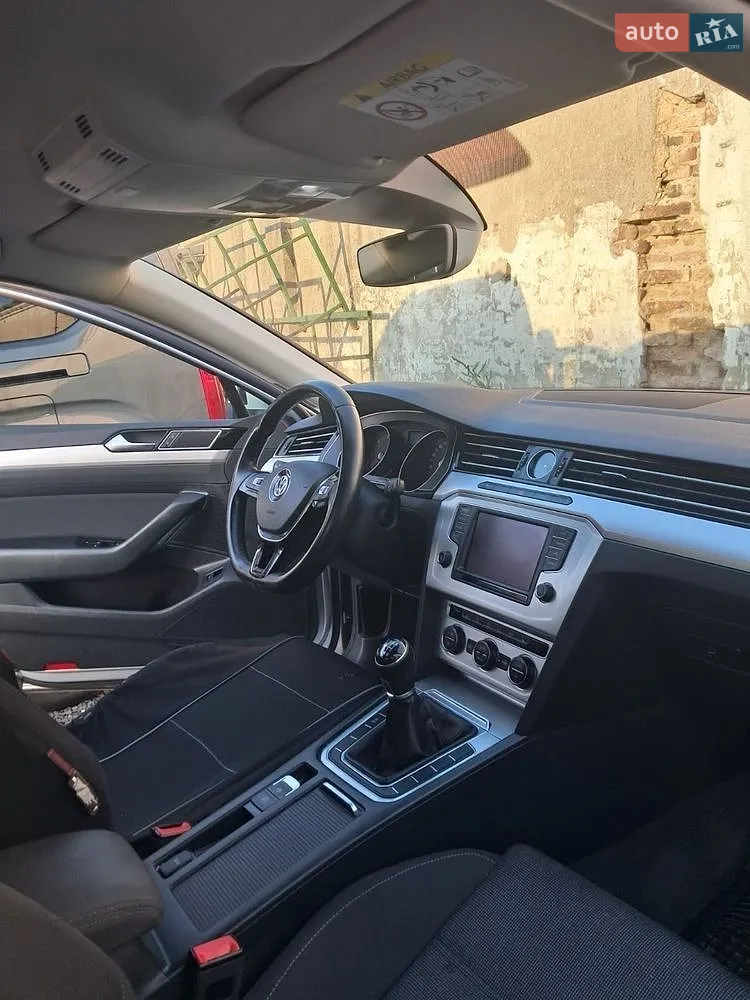2015 Volkswagen Passat - мініатюра 5