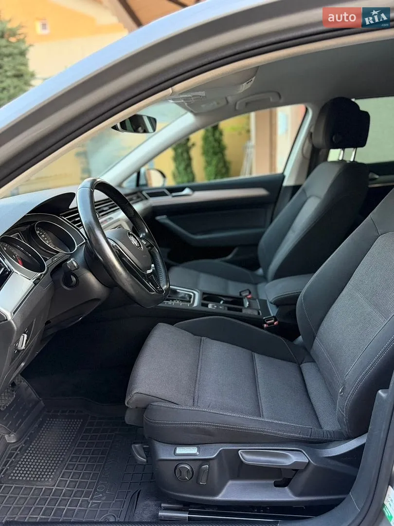 2015 Volkswagen Passat - мініатюра 32