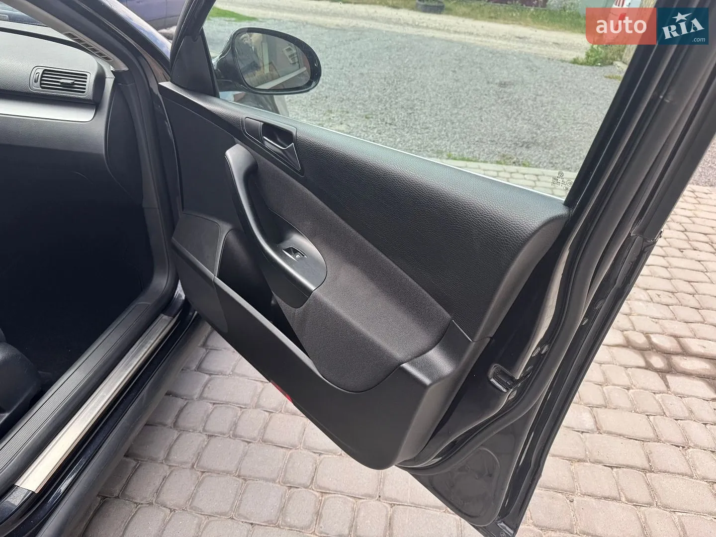 2010 Volkswagen Passat - мініатюра 20