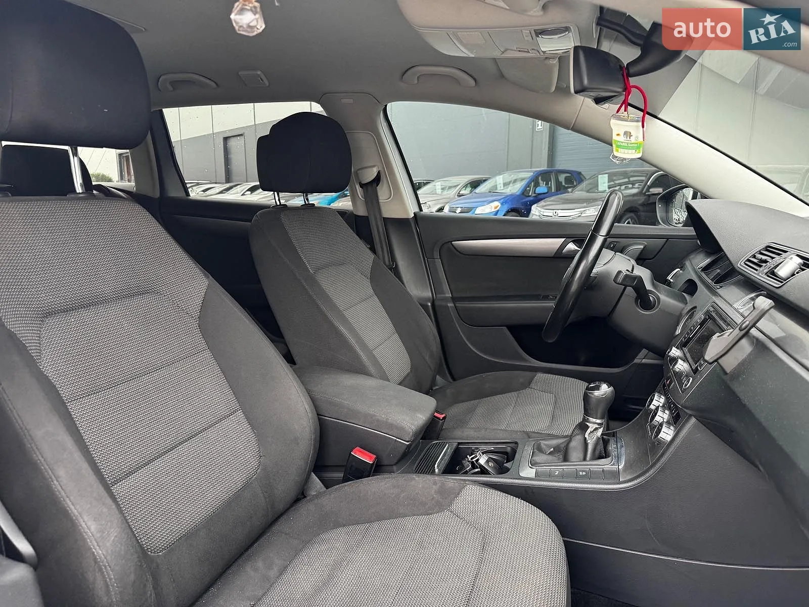 2014 Volkswagen Passat - мініатюра 32