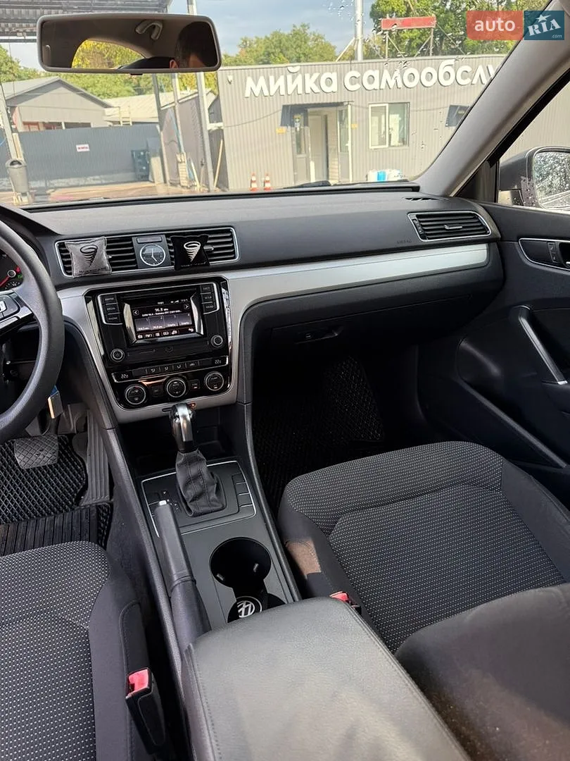 2016 Volkswagen Passat - мініатюра 11