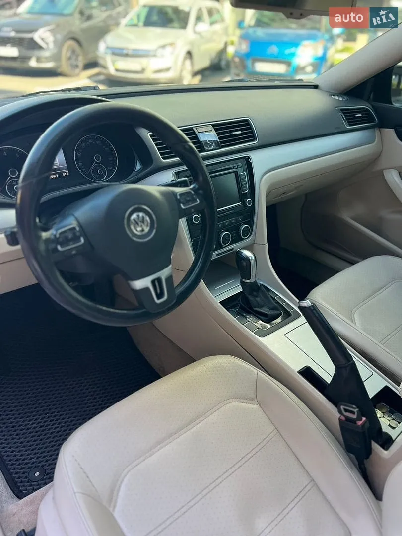 2012 Volkswagen Passat - мініатюра 6
