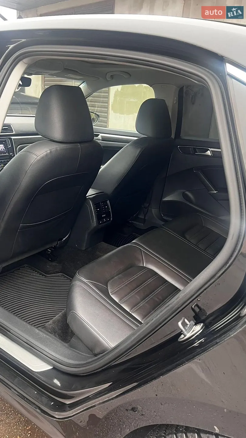 2016 Volkswagen Passat - мініатюра 15