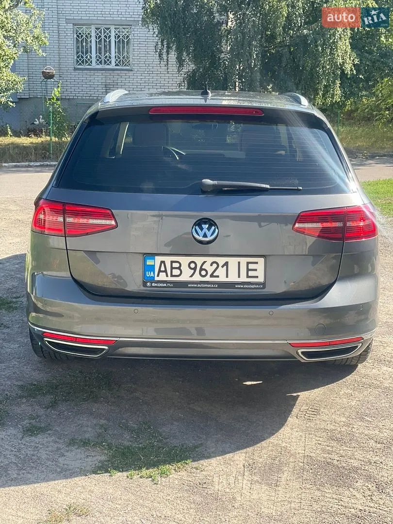 2016 Volkswagen Passat - мініатюра 10
