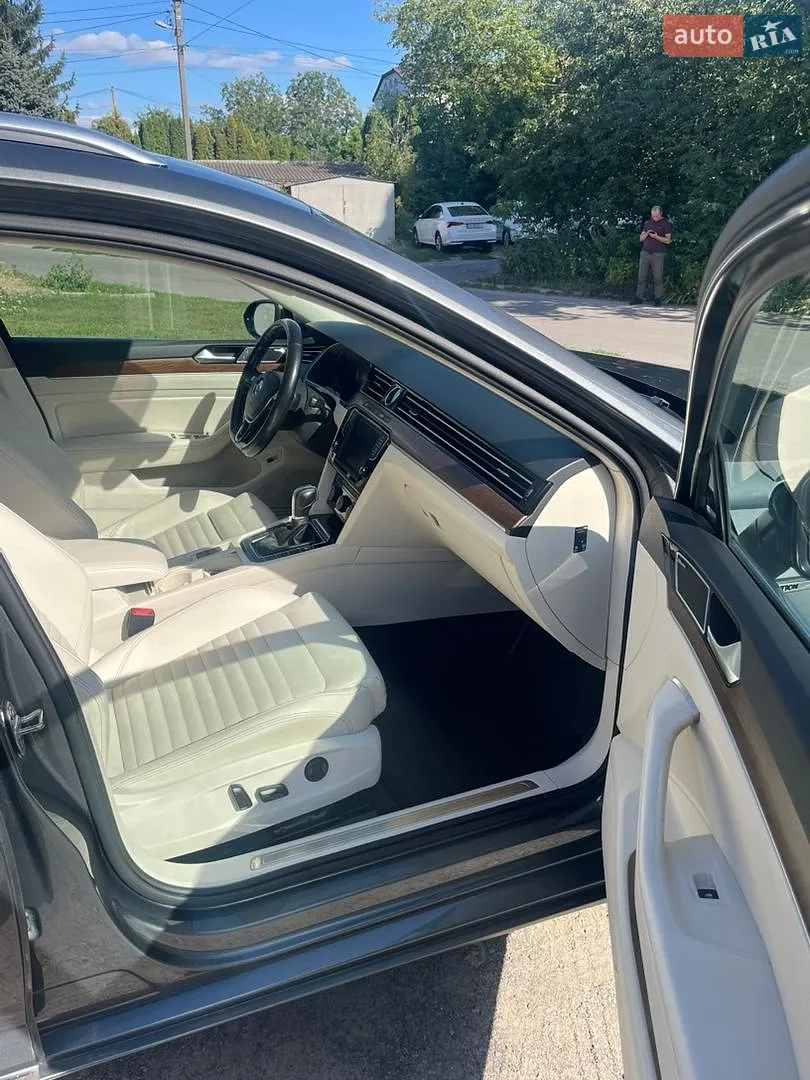 2016 Volkswagen Passat - мініатюра 13