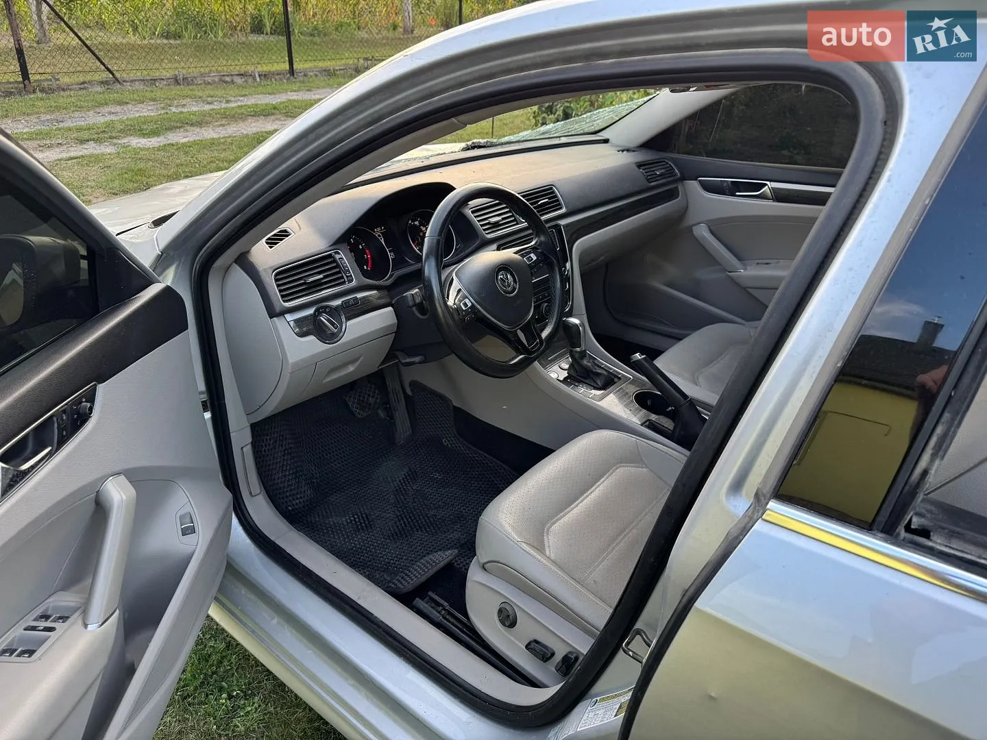 2016 Volkswagen Passat - мініатюра 15