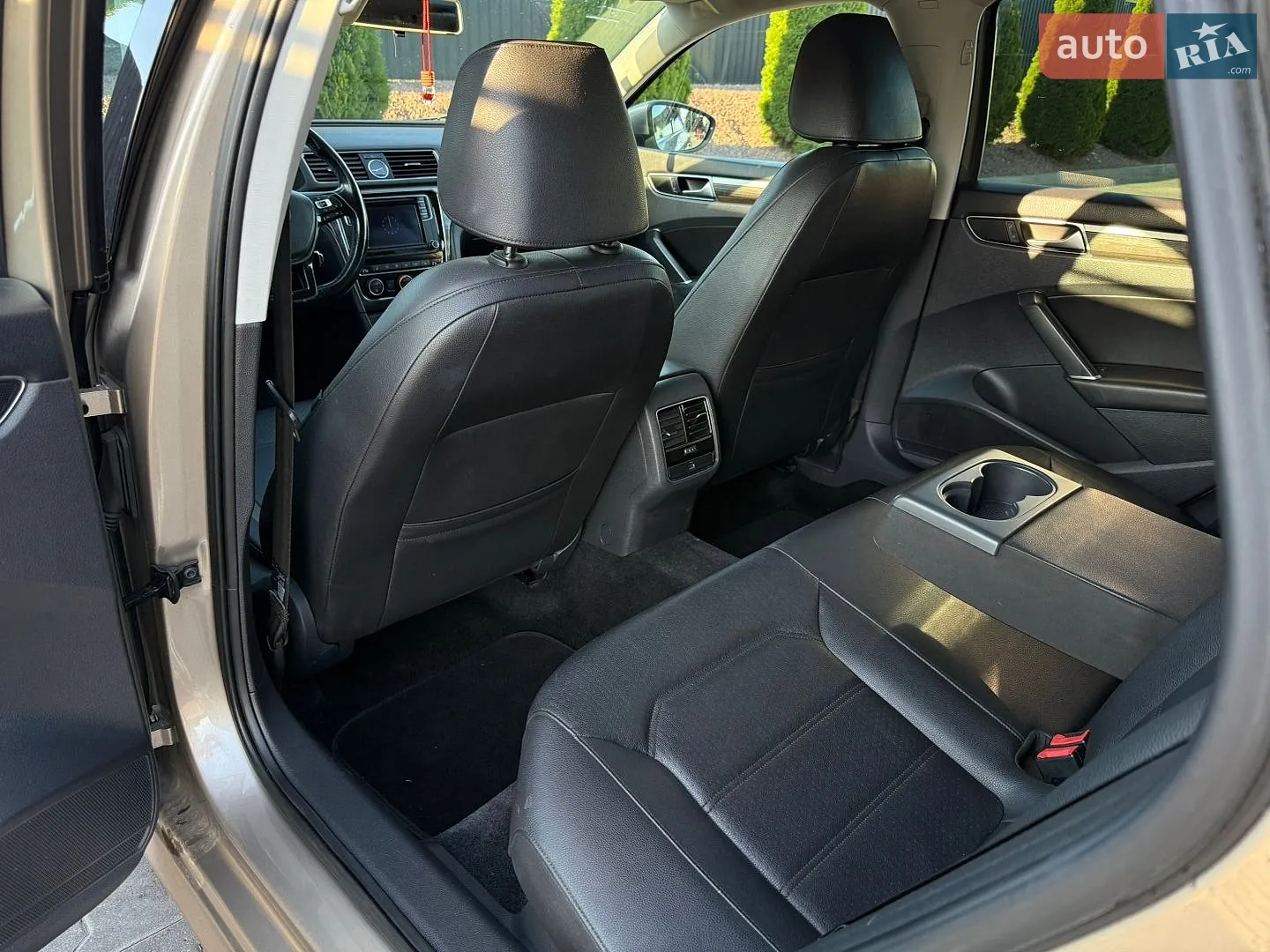 2016 Volkswagen Passat - мініатюра 20