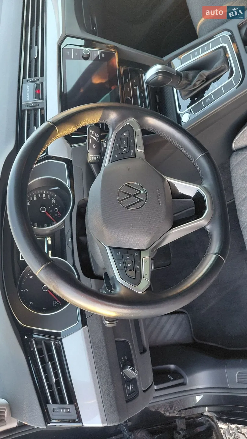 2023 Volkswagen Passat - мініатюра 24
