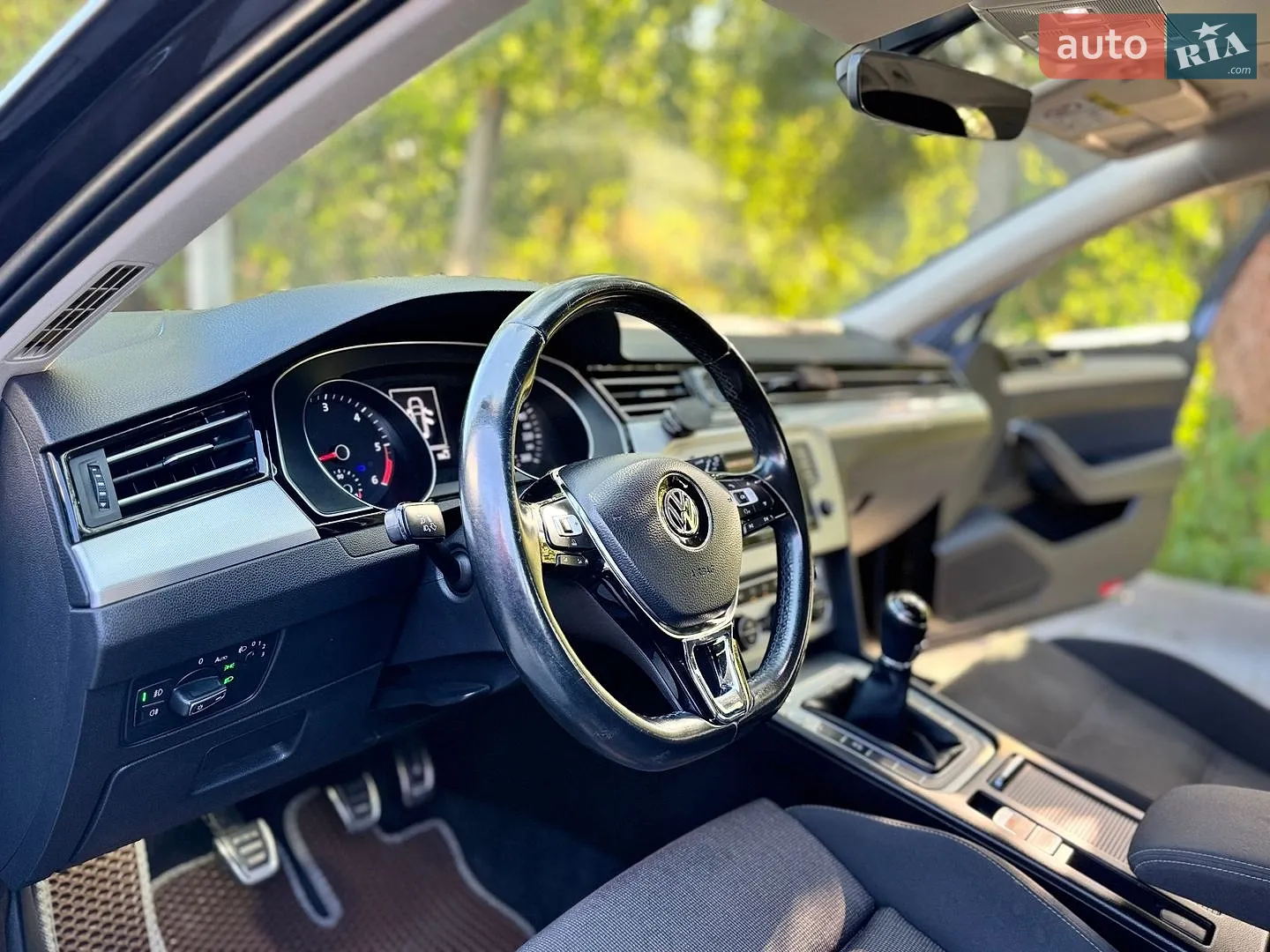 2016 Volkswagen Passat - мініатюра 18