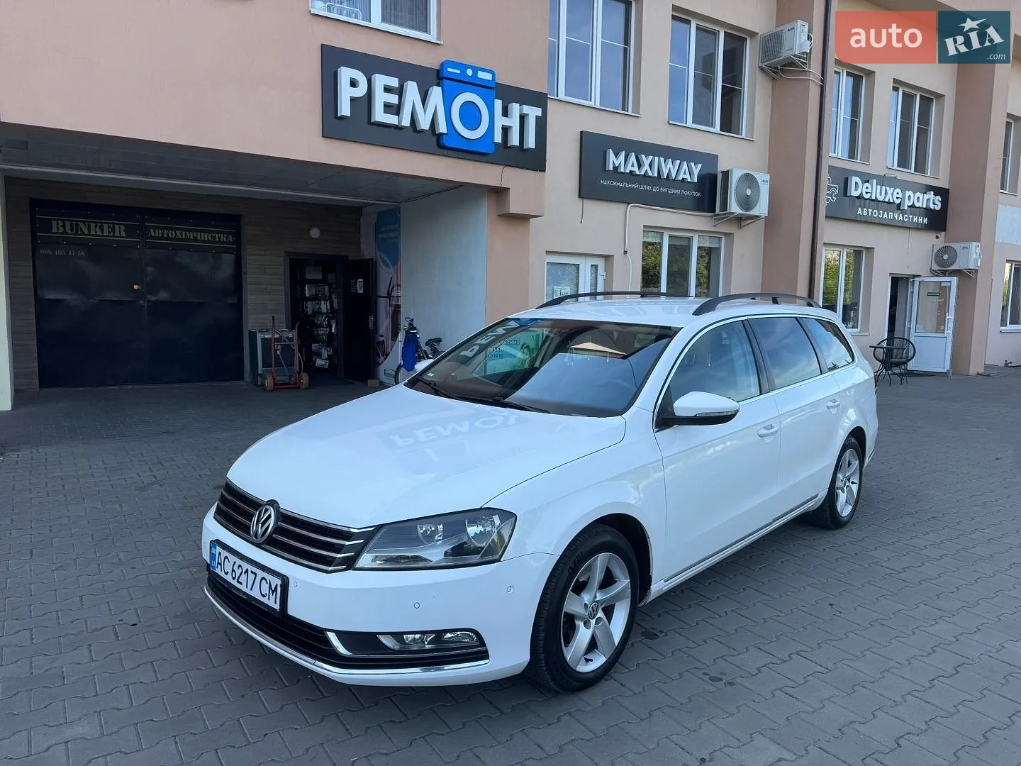 2011 Volkswagen Passat - мініатюра 2