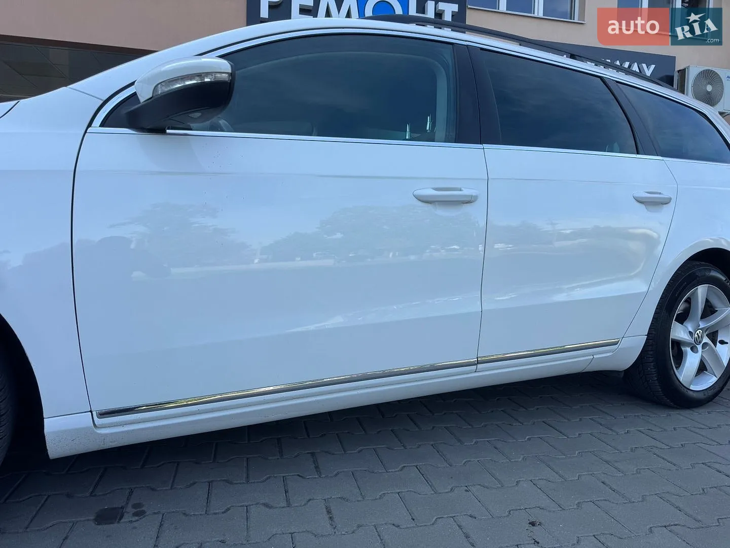 2011 Volkswagen Passat - мініатюра 16